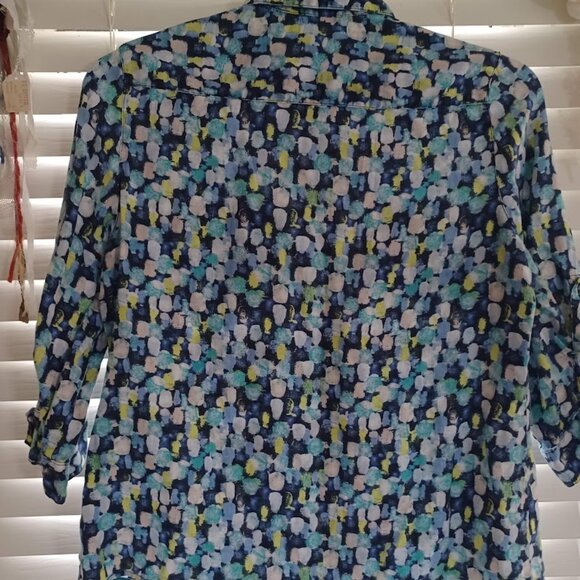 Kim Rogers Petite Large Linen Button Front Shirt Blue Green Abstract Print Roll - Picture 5 of 5